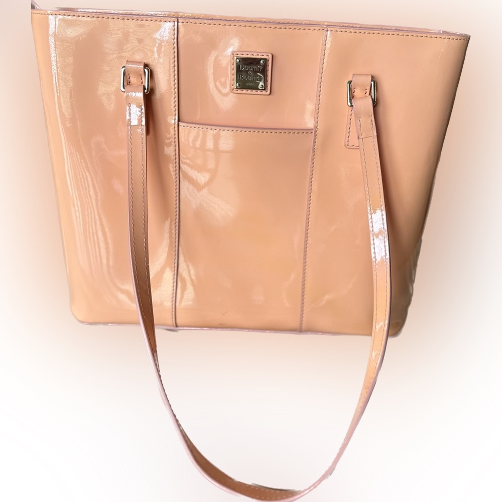 Dooney & Bourke Lexington Shopper handbag in peachy pink